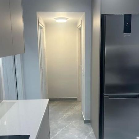 Luxury Apt 5Min To Metro Nikaia Pireus Eksteriør bilde