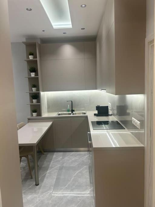 Luxury Apt 5Min To Metro Nikaia Pireus Eksteriør bilde