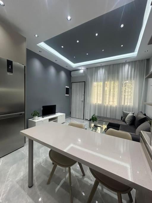 Luxury Apt 5Min To Metro Nikaia Pireus Eksteriør bilde