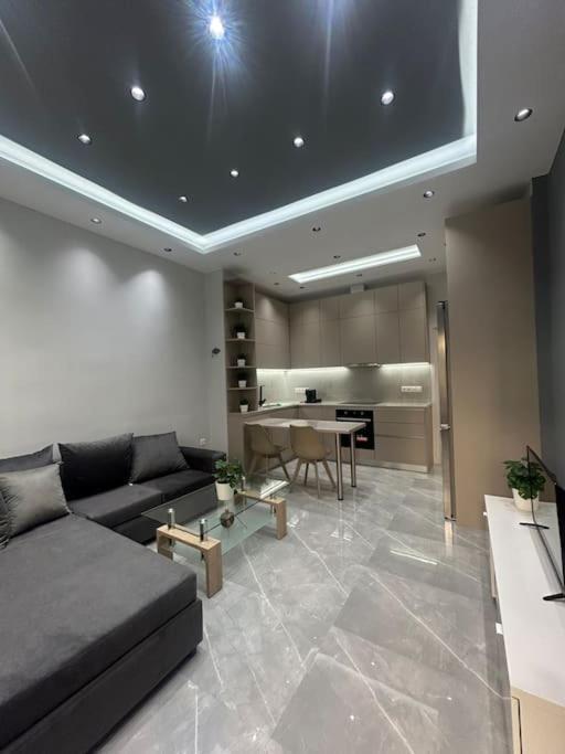 Luxury Apt 5Min To Metro Nikaia Pireus Eksteriør bilde